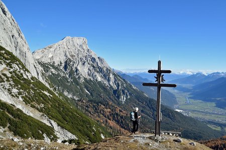 Telfer Wetterkreuz (1920 m) vom Strassberghaus