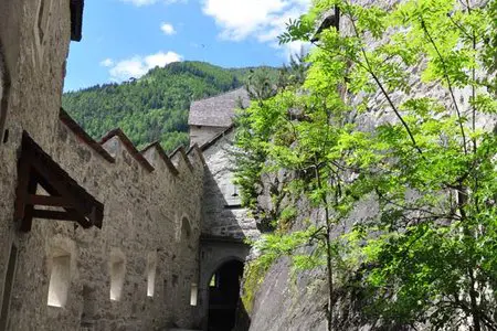 Burg Taufers Schlosswanderung In Taufers