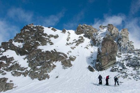 Chalausköpfespitze (3120 m) von der Jamtalhütte